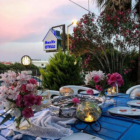 Maviev Otel Cesme Bagian luar foto