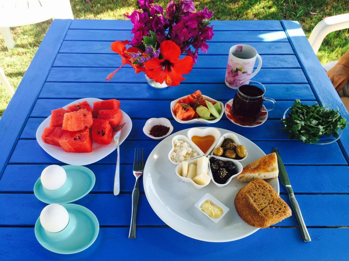 Maviev Otel Cesme Bagian luar foto