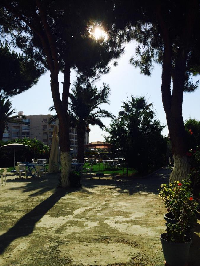 Maviev Otel Cesme Bagian luar foto