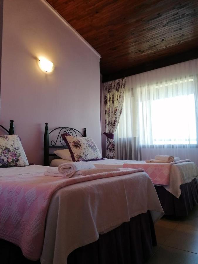 Maviev Otel Cesme Bagian luar foto