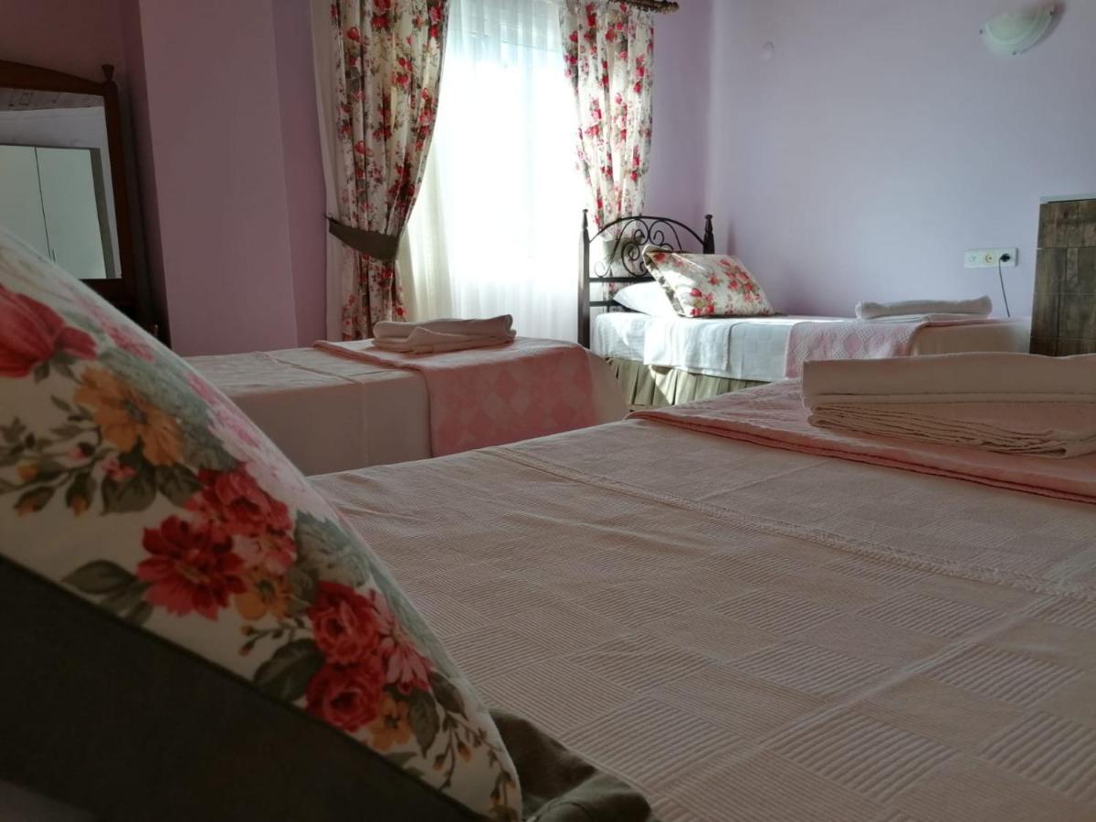 Maviev Otel Cesme Bagian luar foto