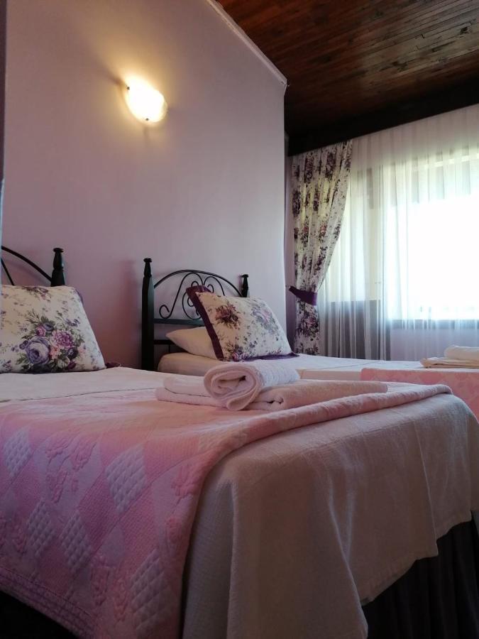Maviev Otel Cesme Bagian luar foto