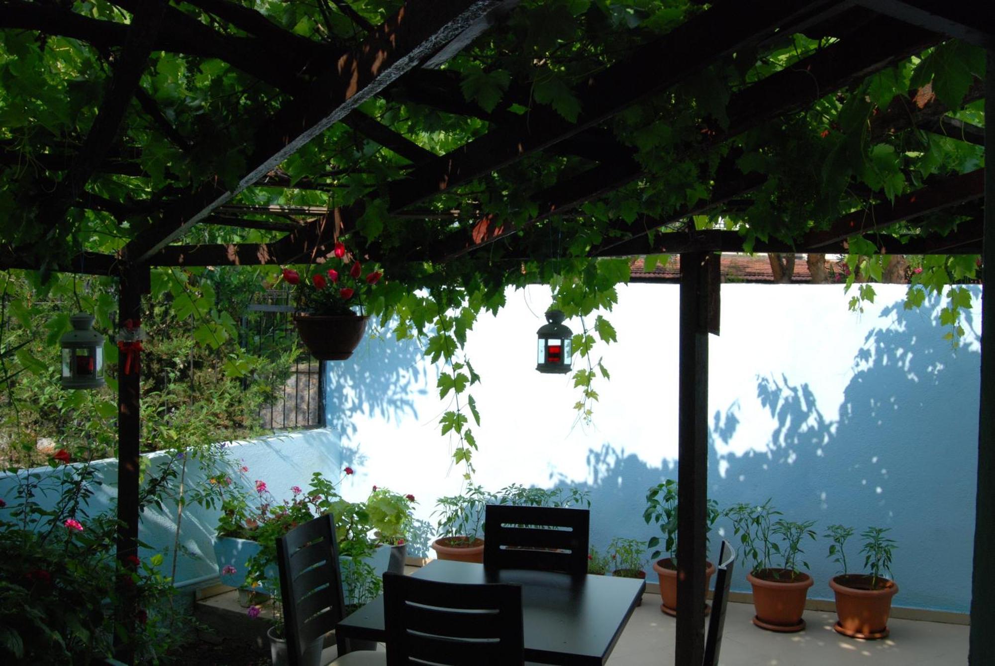 Maviev Otel Cesme Bagian luar foto